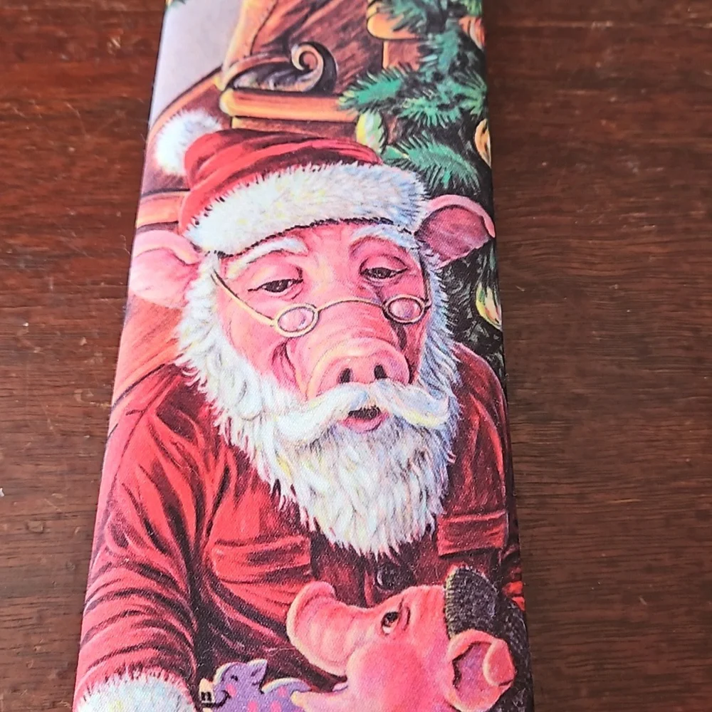 1992 Ralph Marlin Santa Hog Christmas Tie Made in the USA Vintage